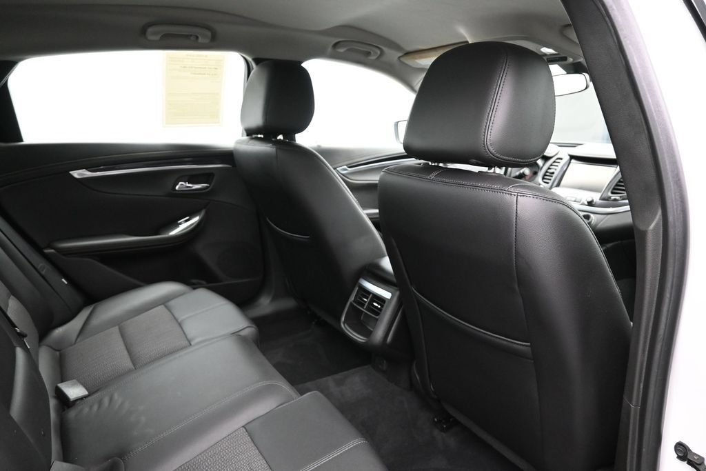 Used 2020 Chevrolet Impala LT FWD image 30