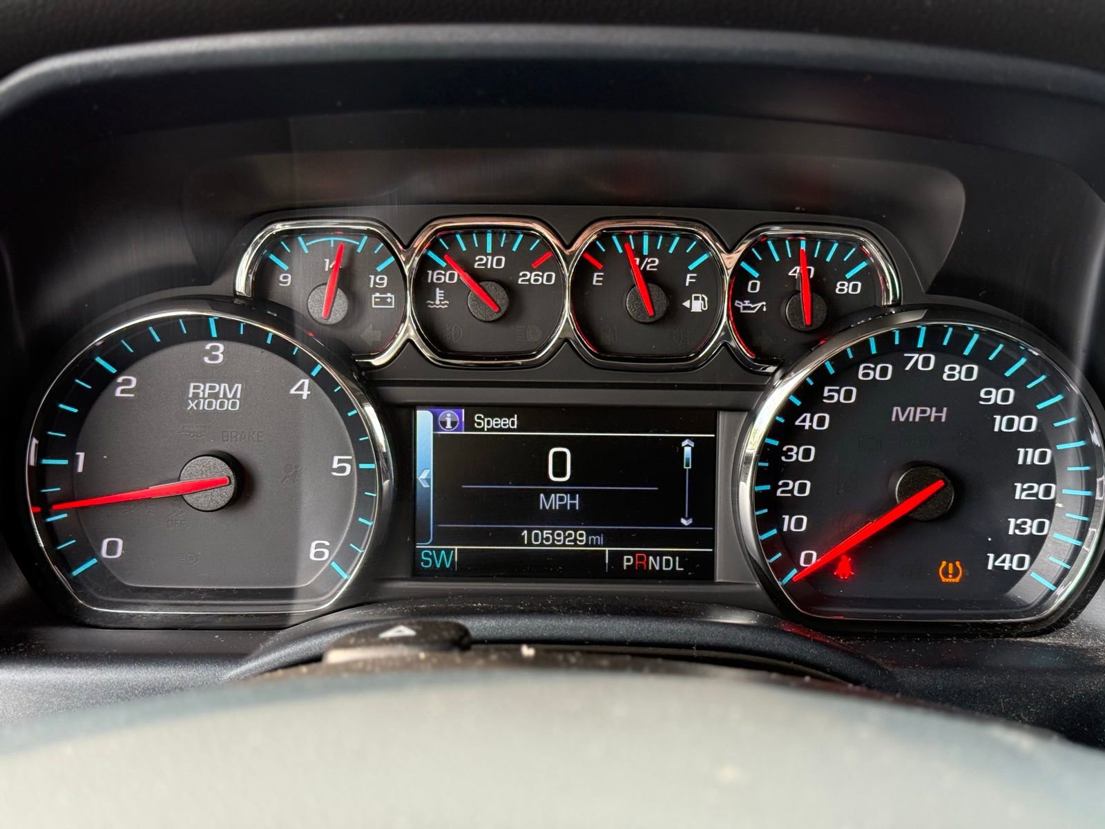 Used 2018 Chevrolet Silverado 1500 LT w/ All Star Edition image 26