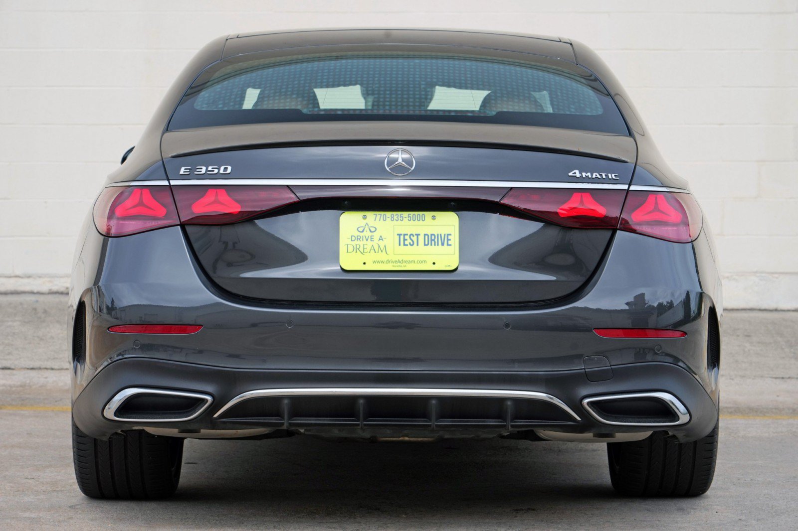 Used 2025 Mercedes-Benz E 350 4MATIC Sedan w/ Multicontour Seating Package image 11