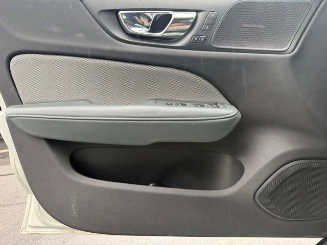 Used 2020 Volvo V60 T6 R-Design w/ Protection Package Premier FWD image 12