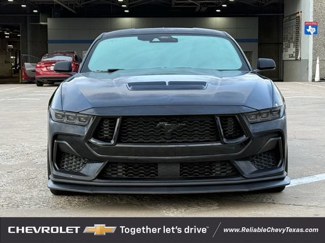 Used 2025 Ford Mustang GT RWD image 3