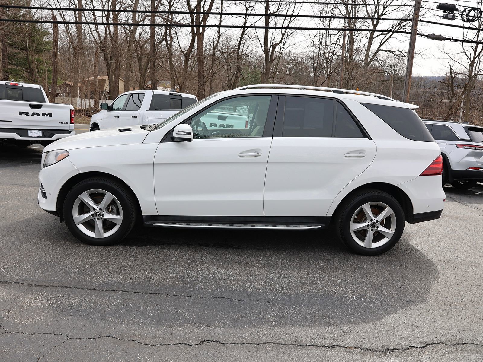 Used 2018 Mercedes-Benz GLE 350 4MATIC image 4