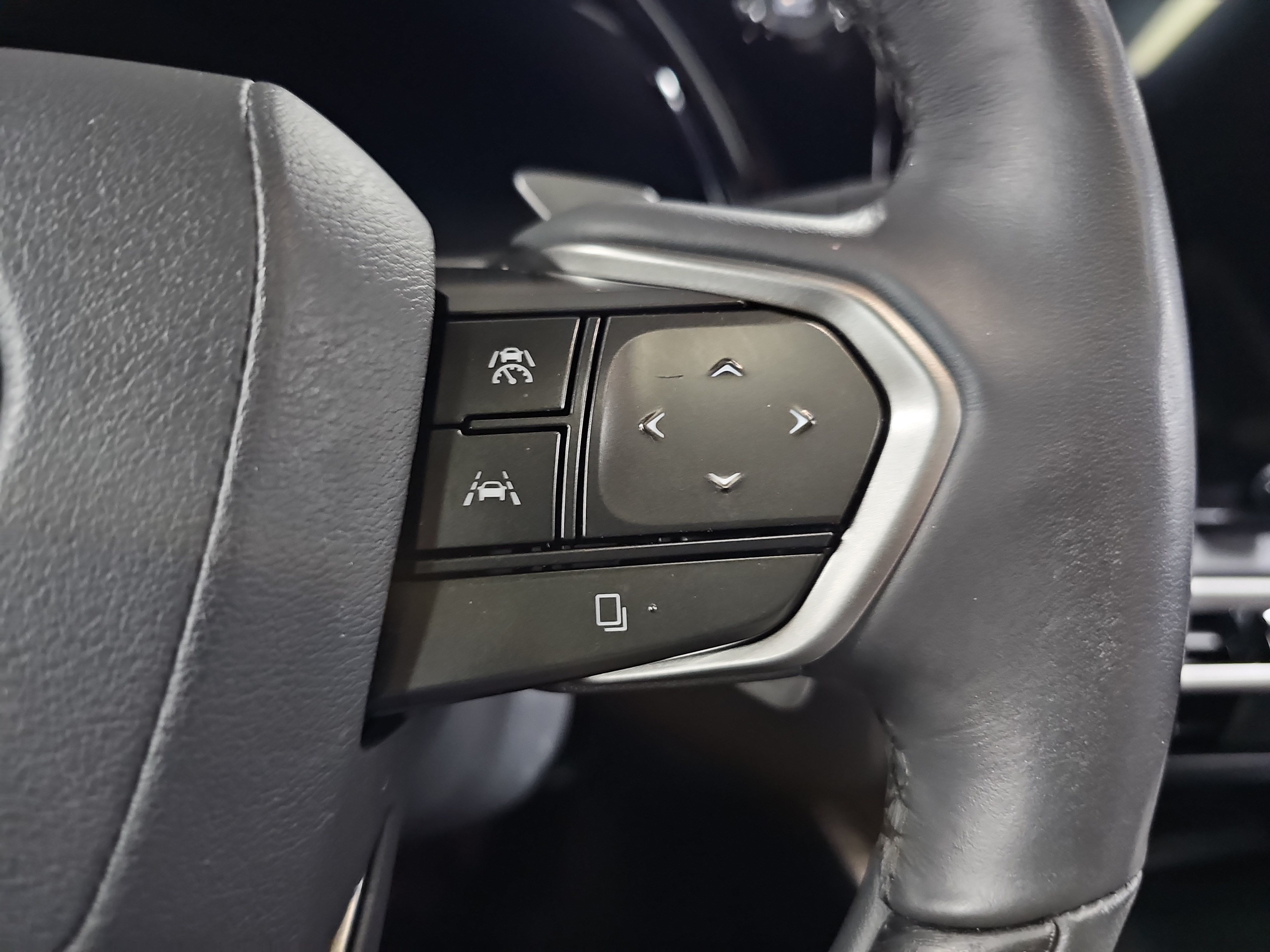 Used 2024 Lexus RX 350 Premium Plus w/ Convenience Package FWD image 19