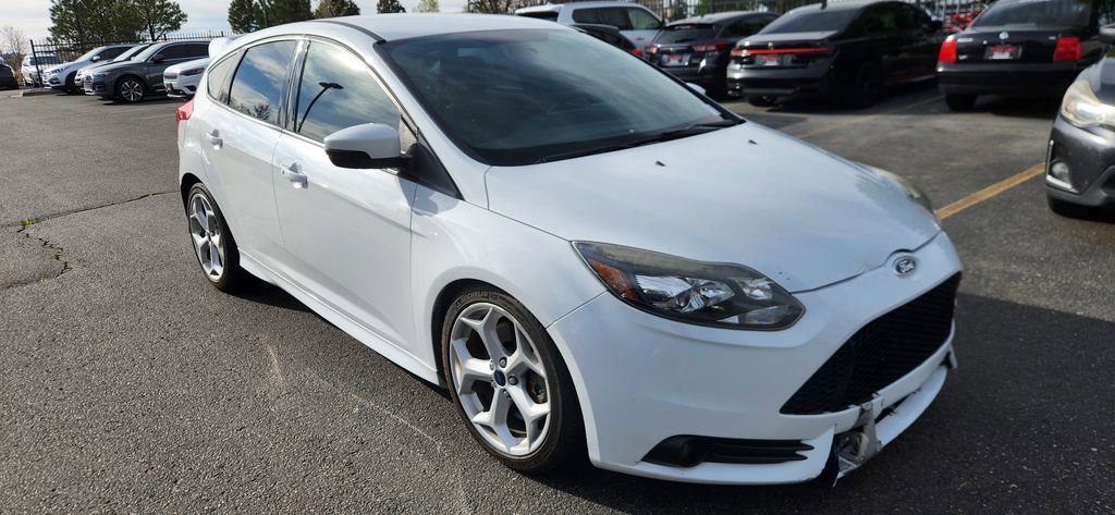Used 2014 Ford Focus ST w/ Equipment Group 202A FWD image 1