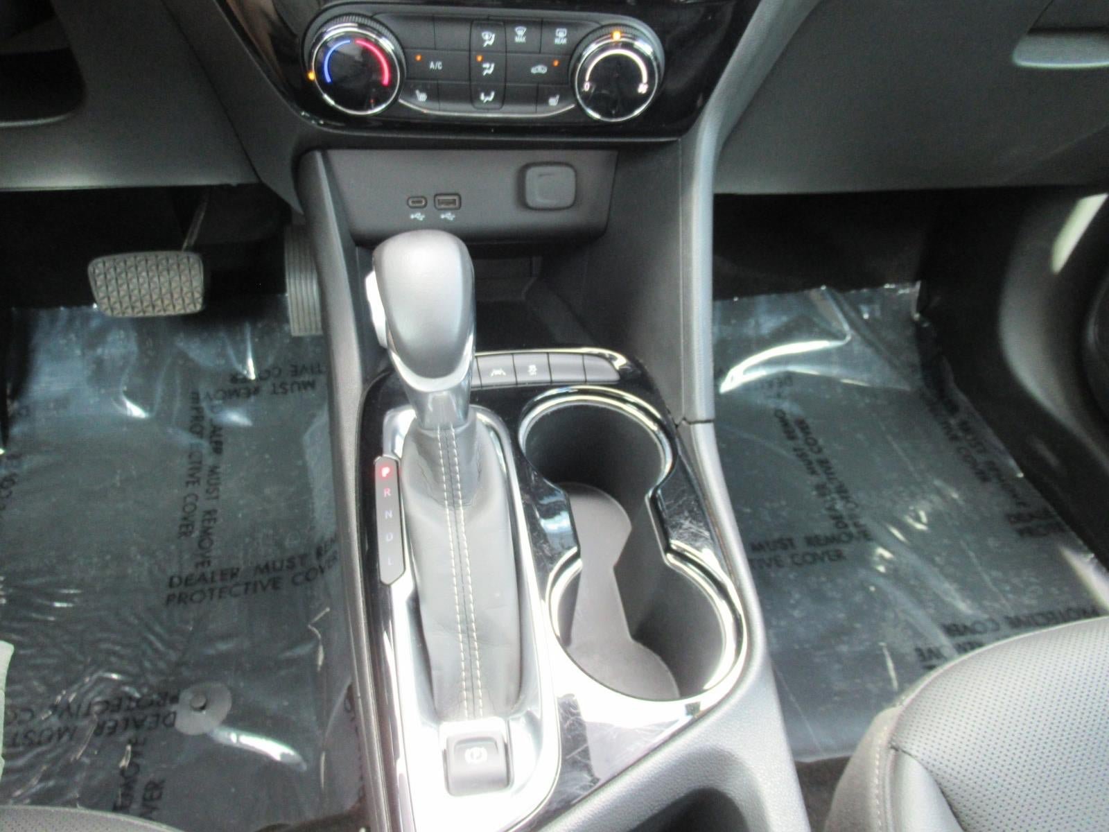 Used 2024 Buick Encore GX Sport Touring w/ Comfort Package FWD image 27