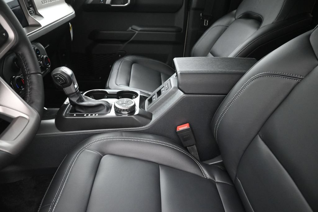 New 2026 Ford Bronco Outer Banks AWD/4WD image 20