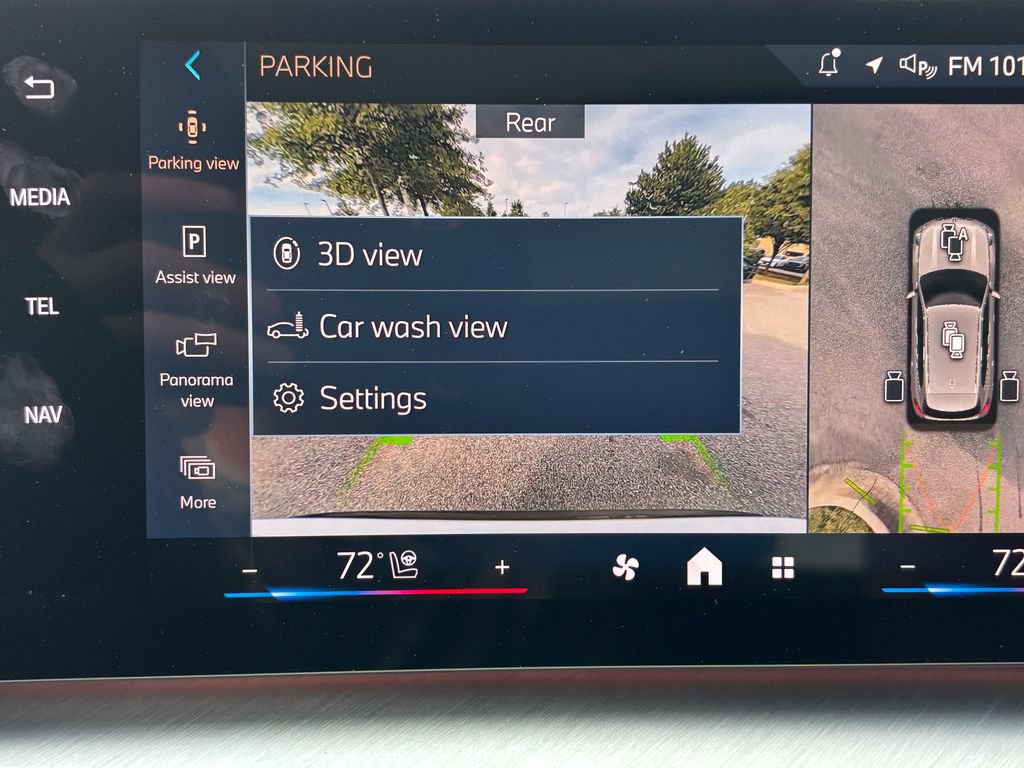 New 2026 BMW X1 xDrive28i AWD/4WD image 21