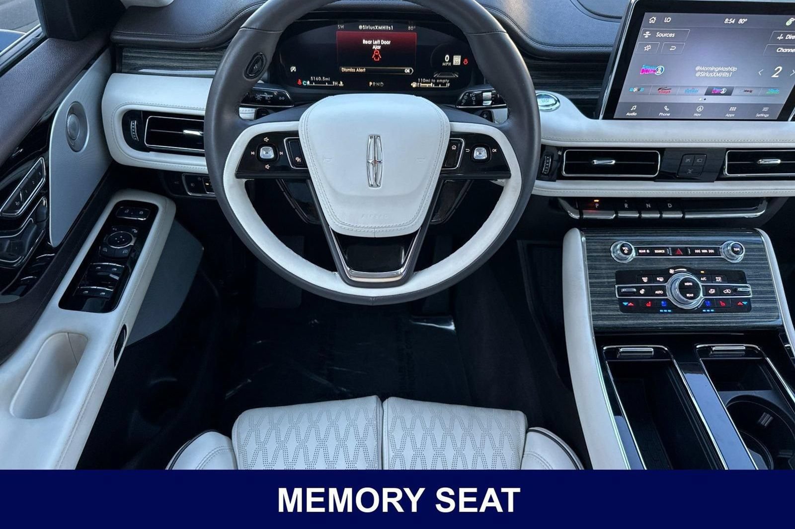 Used 2024 Lincoln Aviator Black Label AWD/4WD image 18