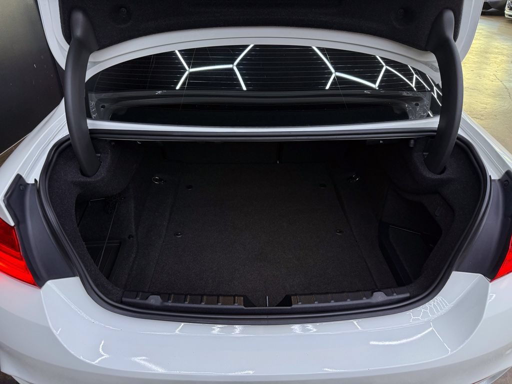 Used 2017 BMW M4 Coupe RWD image 24