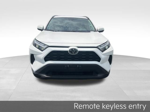 Used 2025 Toyota RAV4 XLE FWD image 2
