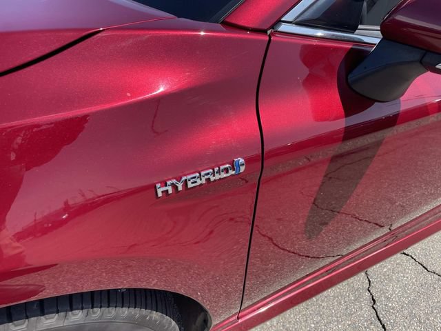 Used 2020 Toyota Camry XLE FWD image 13