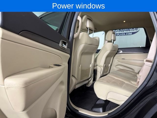 Used 2016 Jeep Grand Cherokee Laredo w/ Quick Order Package 23E AWD/4WD image 14