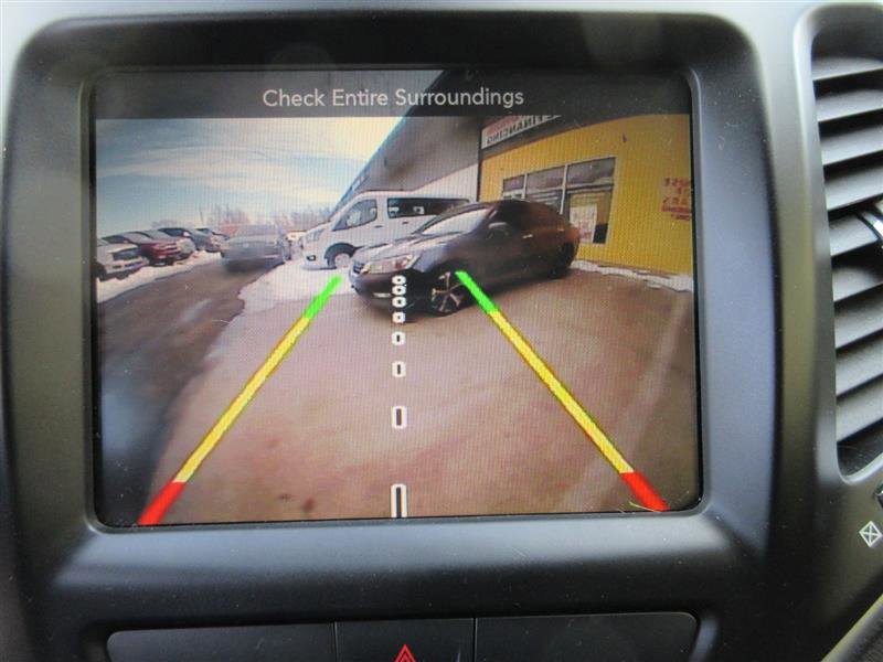 Used 2016 Jeep Cherokee Trailhawk w/ Comfort/Convenience Group image 20