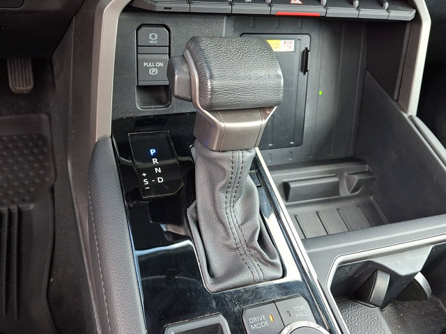 Used 2024 Toyota Tundra Limited AWD/4WD image 16