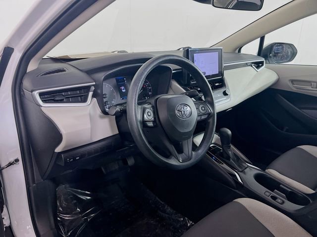 Used 2024 Toyota Corolla LE FWD image 9