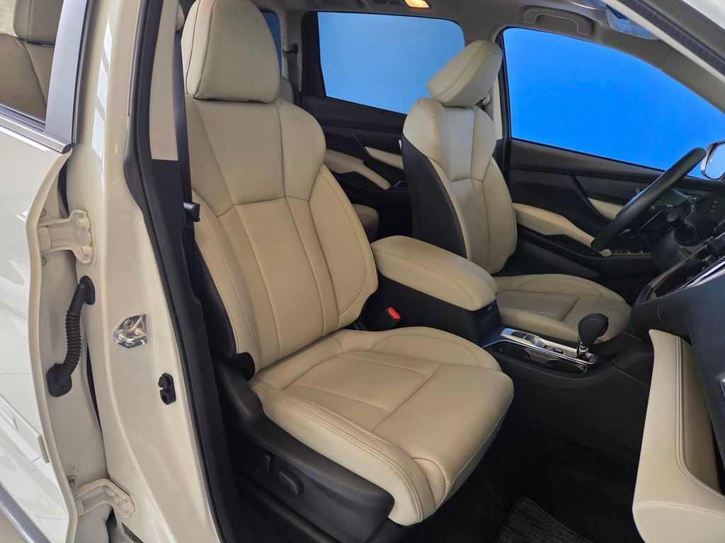 Used 2024 Subaru Ascent Limited w/ Technology Package image 26