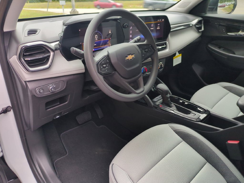 New 2026 Chevrolet TrailBlazer LS w/ LS Convenience Package FWD image 16