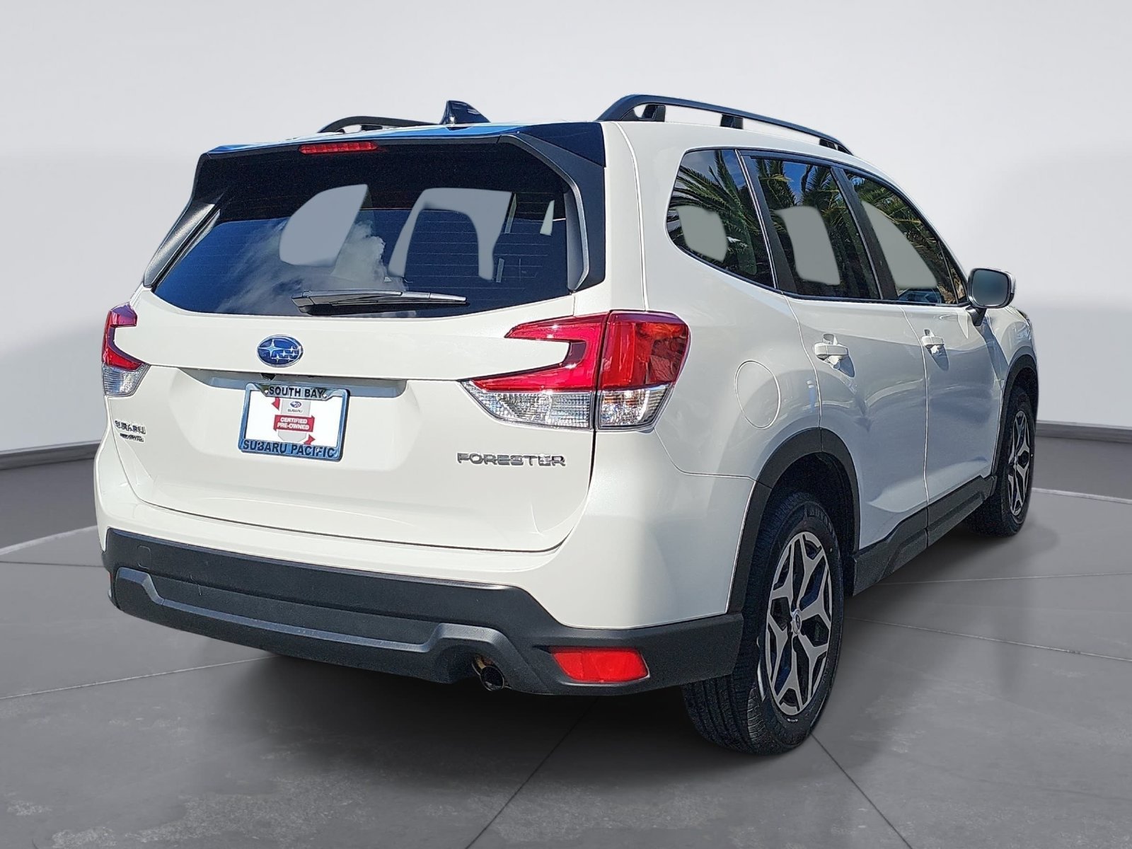 Certified 2024 Subaru Forester Premium AWD/4WD image 3