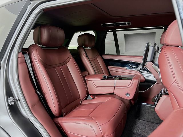 New 2026 Land Rover Range Rover Long Wheelbase Autobiography image 27