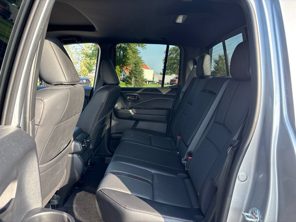 Used 2025 Honda Ridgeline TrailSport image 14