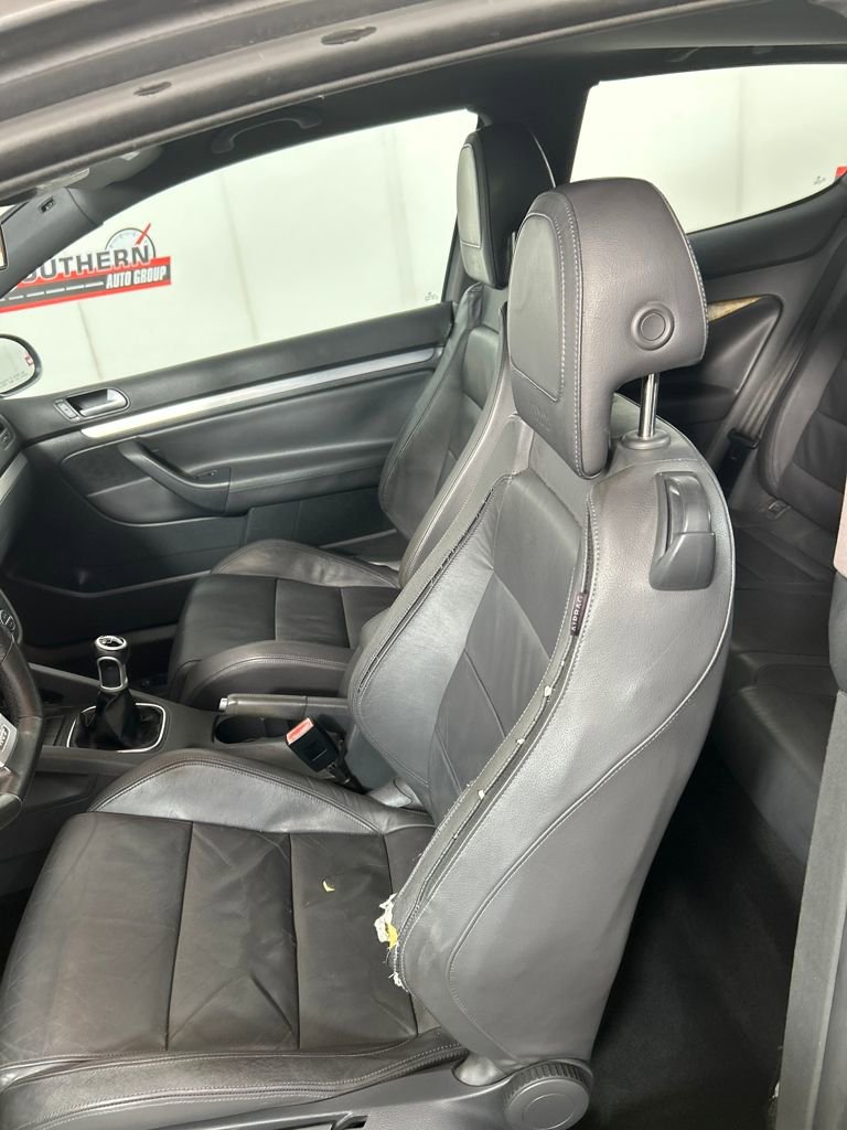 Used 2006 Volkswagen GTI 2.0T 2-Door image 11