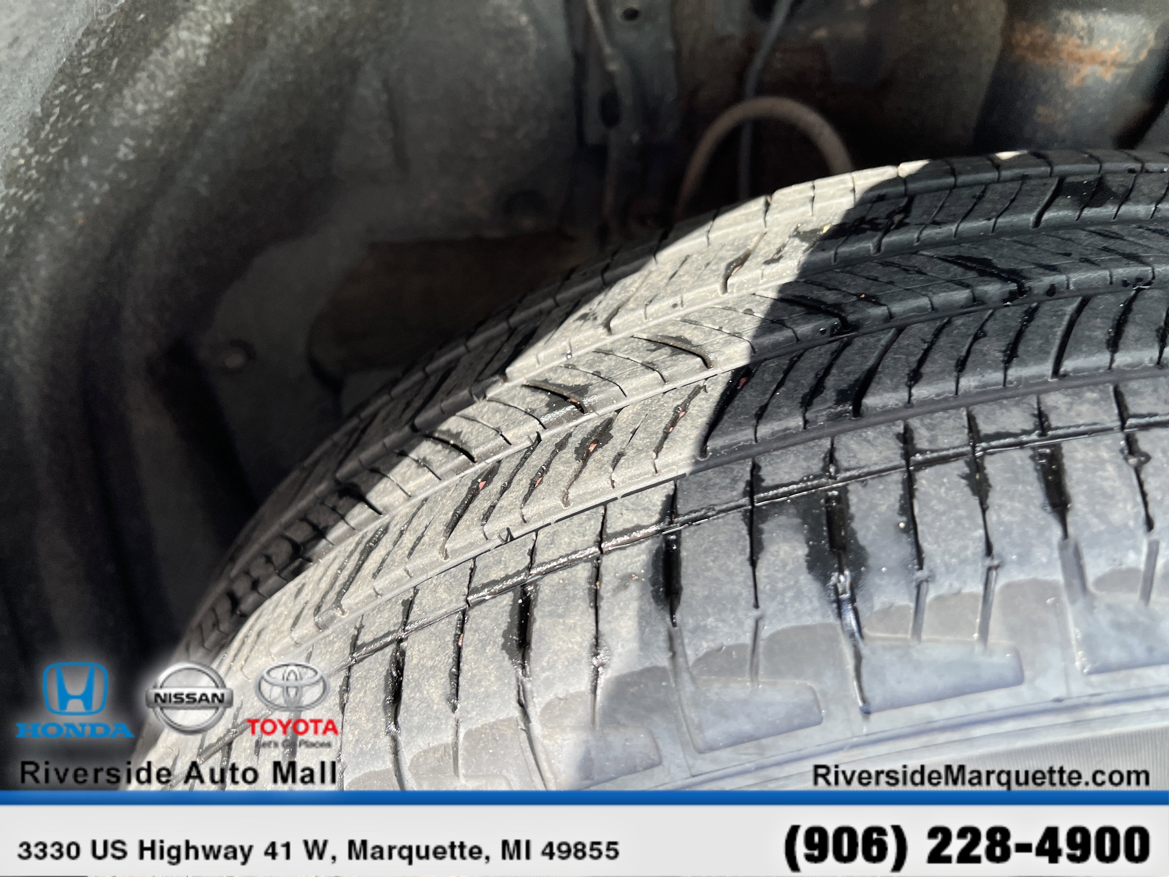 Used 2023 Toyota RAV4 Limited image 12