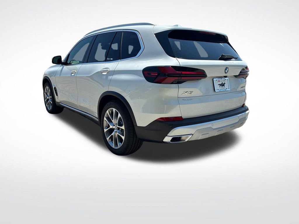 New 2026 BMW X5 xDrive40i w/ Climate Comfort Package AWD/4WD image 5