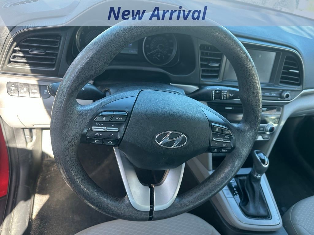 Used 2020 Hyundai Elantra SEL image 11