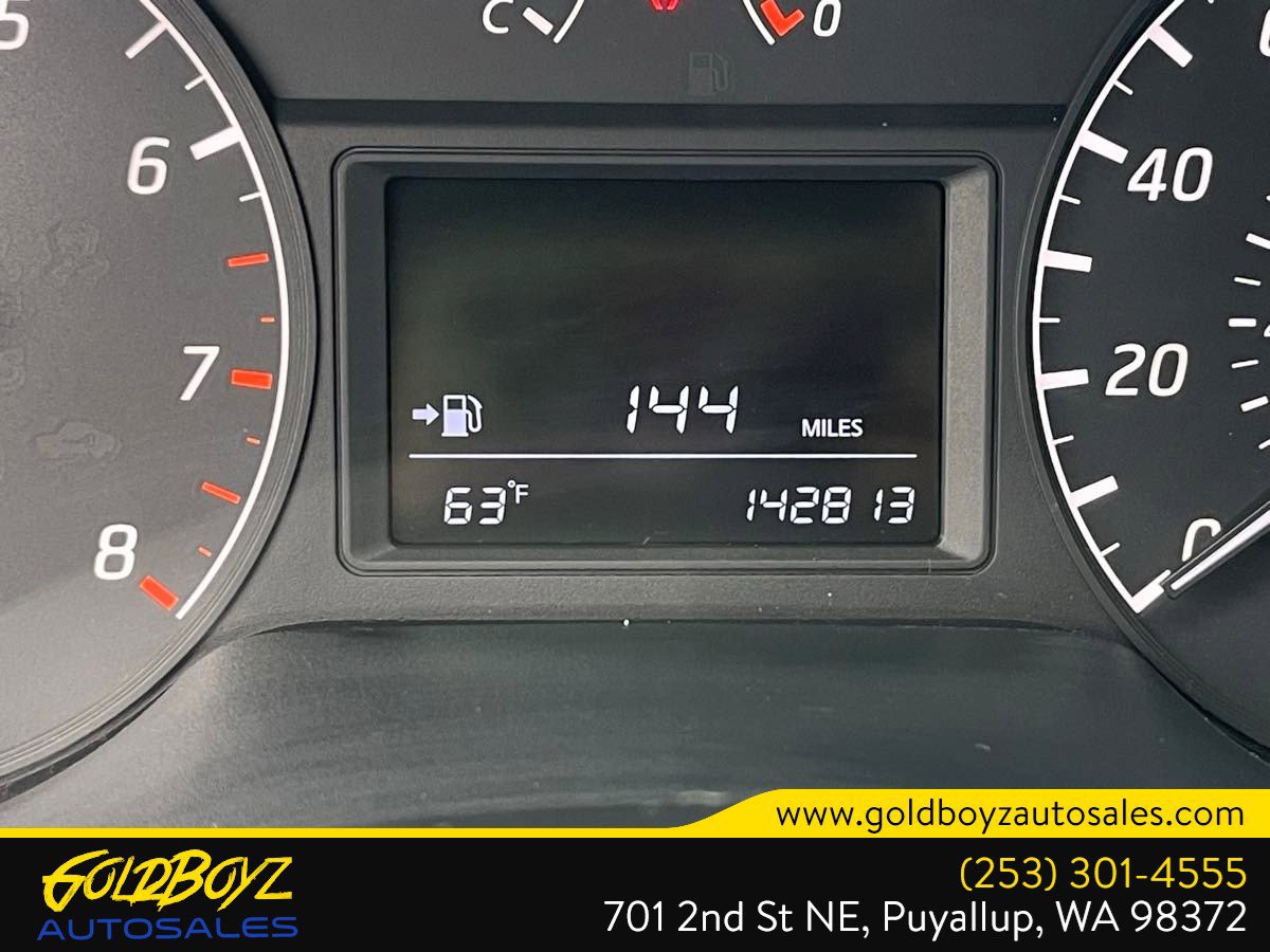 Used 2013 Nissan Sentra S FWD image 20