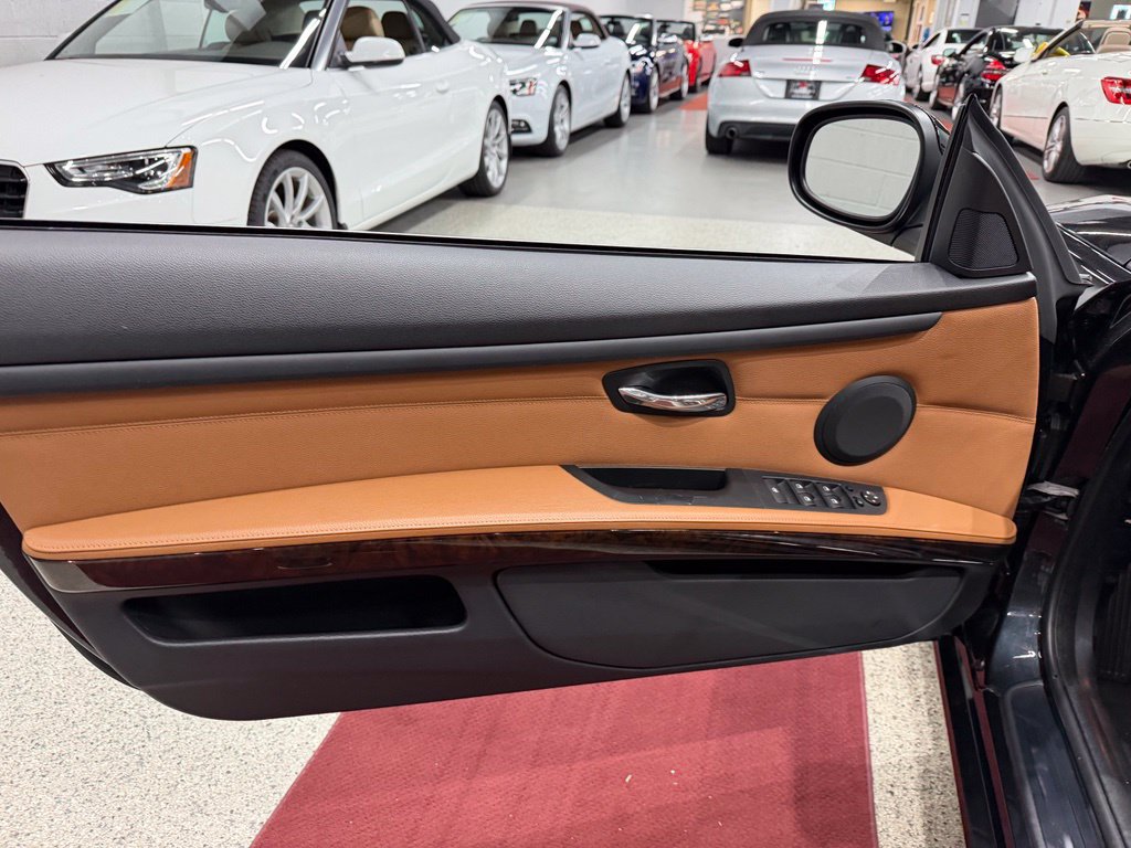 Used 2010 BMW 328i Convertible RWD image 20