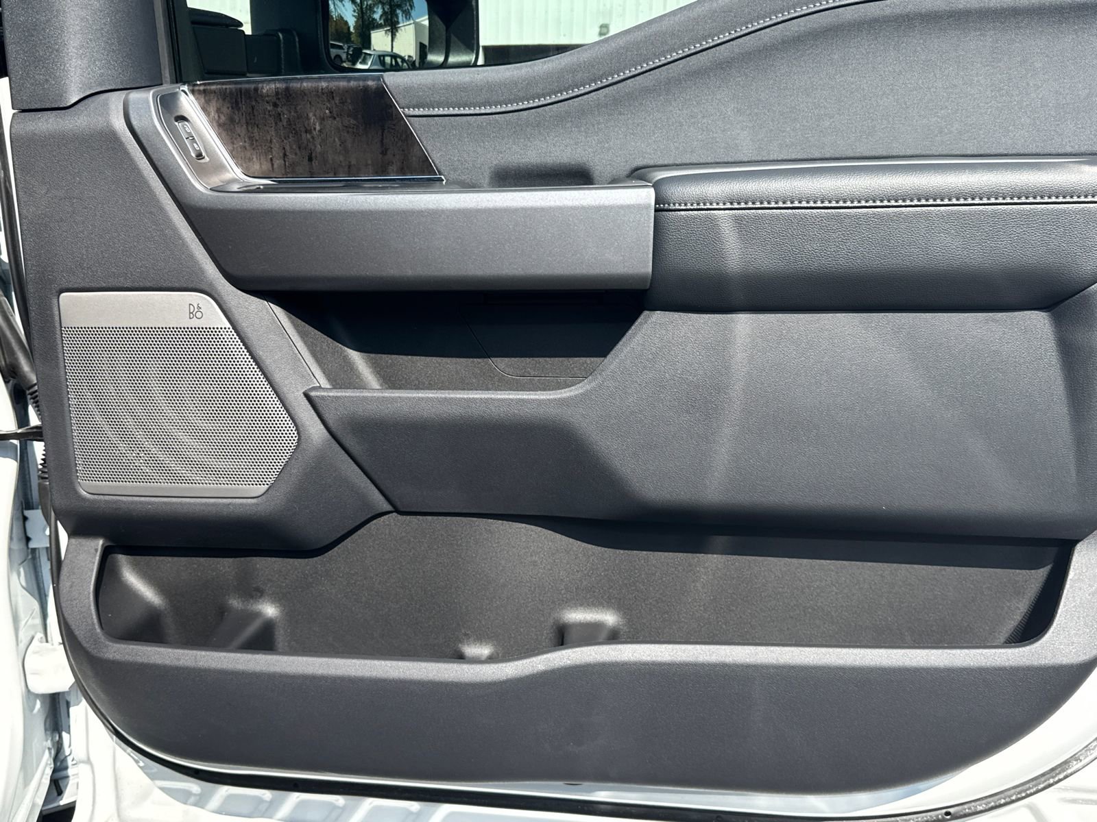 New 2025 Ford F250 Lariat w/ Lariat Ultimate Package image 14