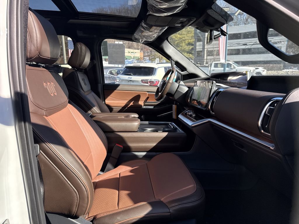 New 2025 Ford Expedition Max King Ranch image 25