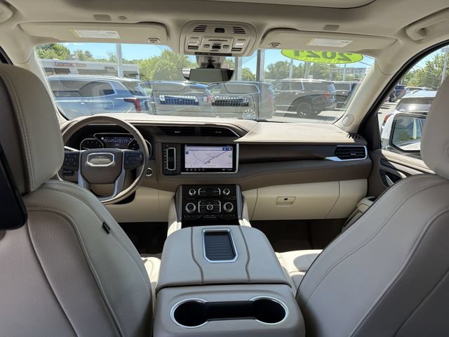 Used 2021 GMC Yukon XL Denali w/ Denali Ultimate Package AWD/4WD image 21