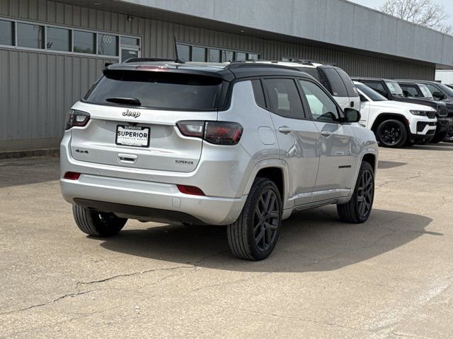 Used 2025 Jeep Compass Limited w/ High Altitude Package image 3