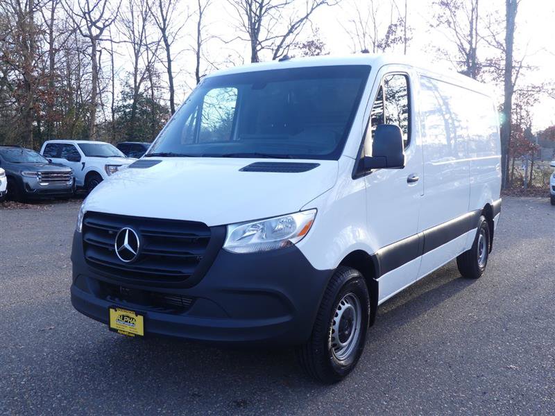 Used 2023 Mercedes-Benz Sprinter 1500 image 3