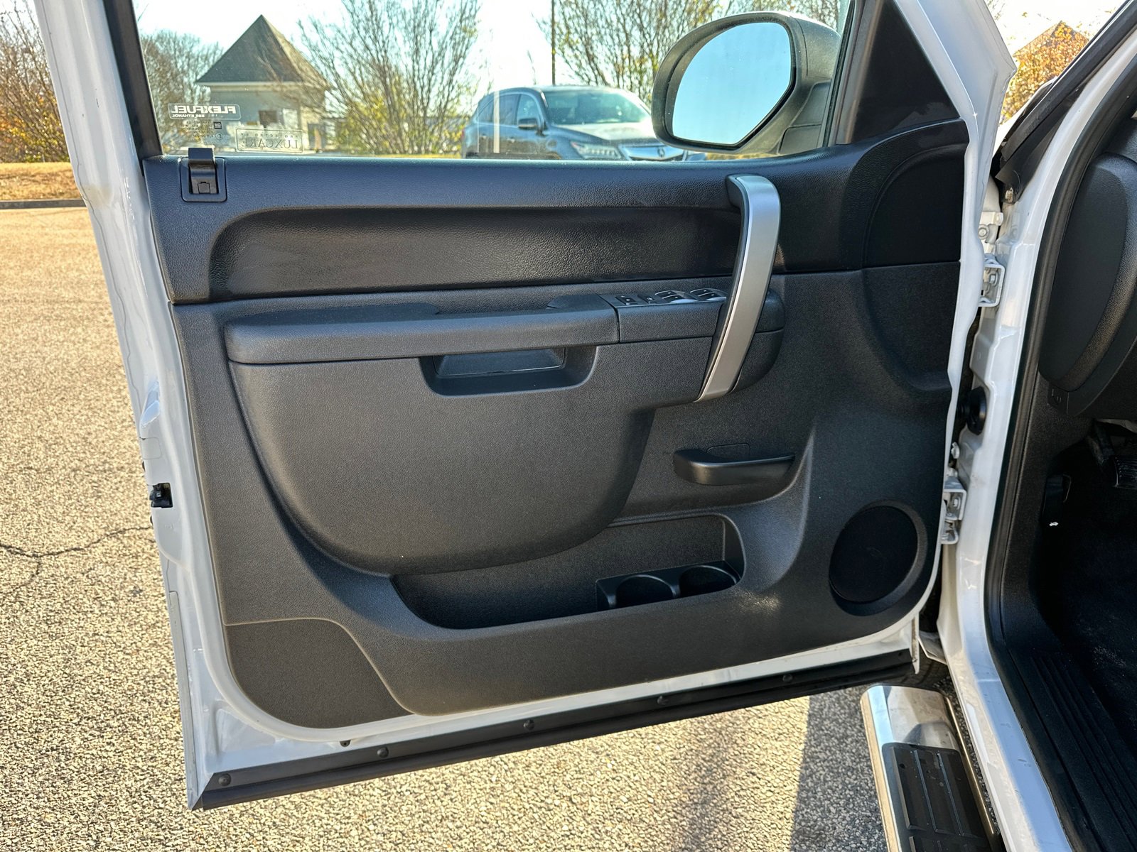 Used 2013 GMC Sierra 1500 SLE w/ Power Tech Package image 10