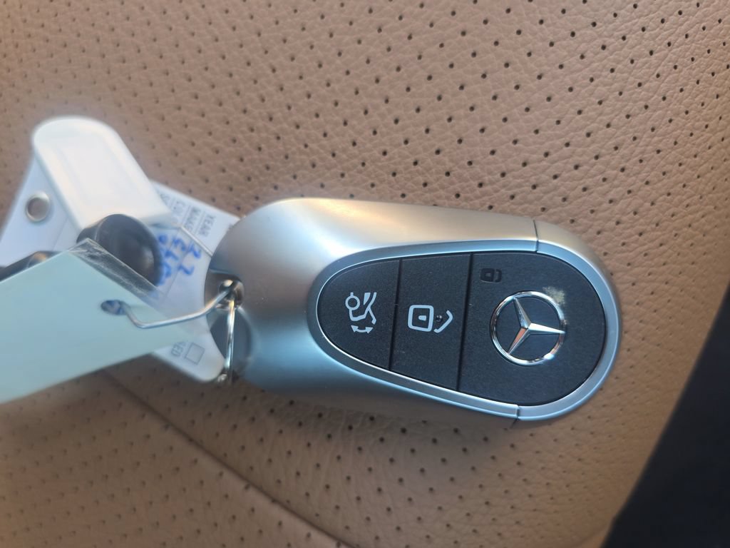 New 2027 Mercedes-Benz CLE 300 4MATIC Cabriolet image 28