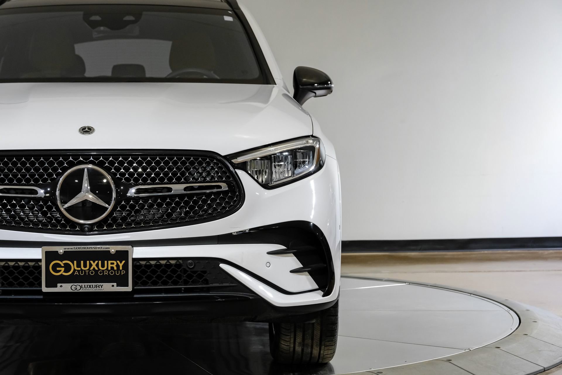 Used 2024 Mercedes-Benz GLC 300 4MATIC image 46