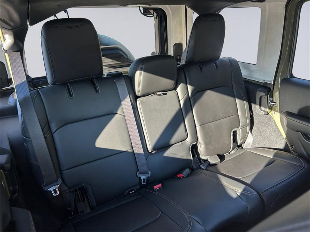 New 2025 Jeep Wrangler Unlimited Rubicon 392 image 18