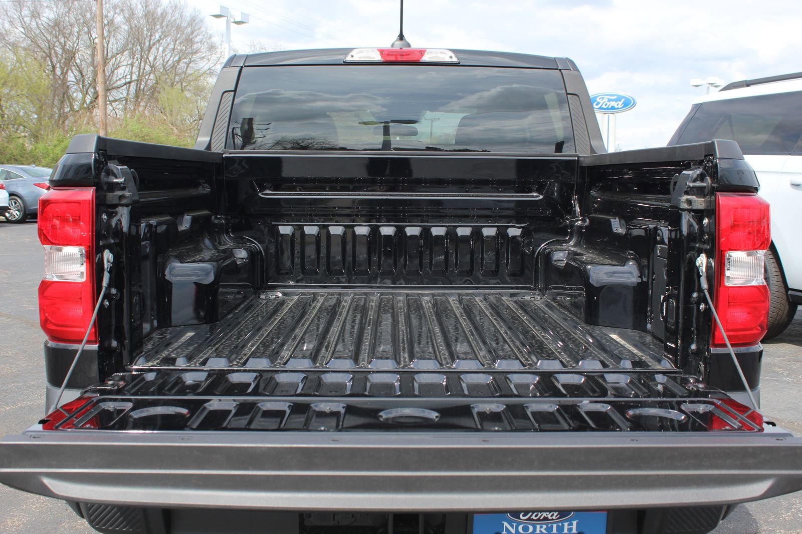 New 2025 Ford Maverick XLT w/ Equipment Group 301A image 22