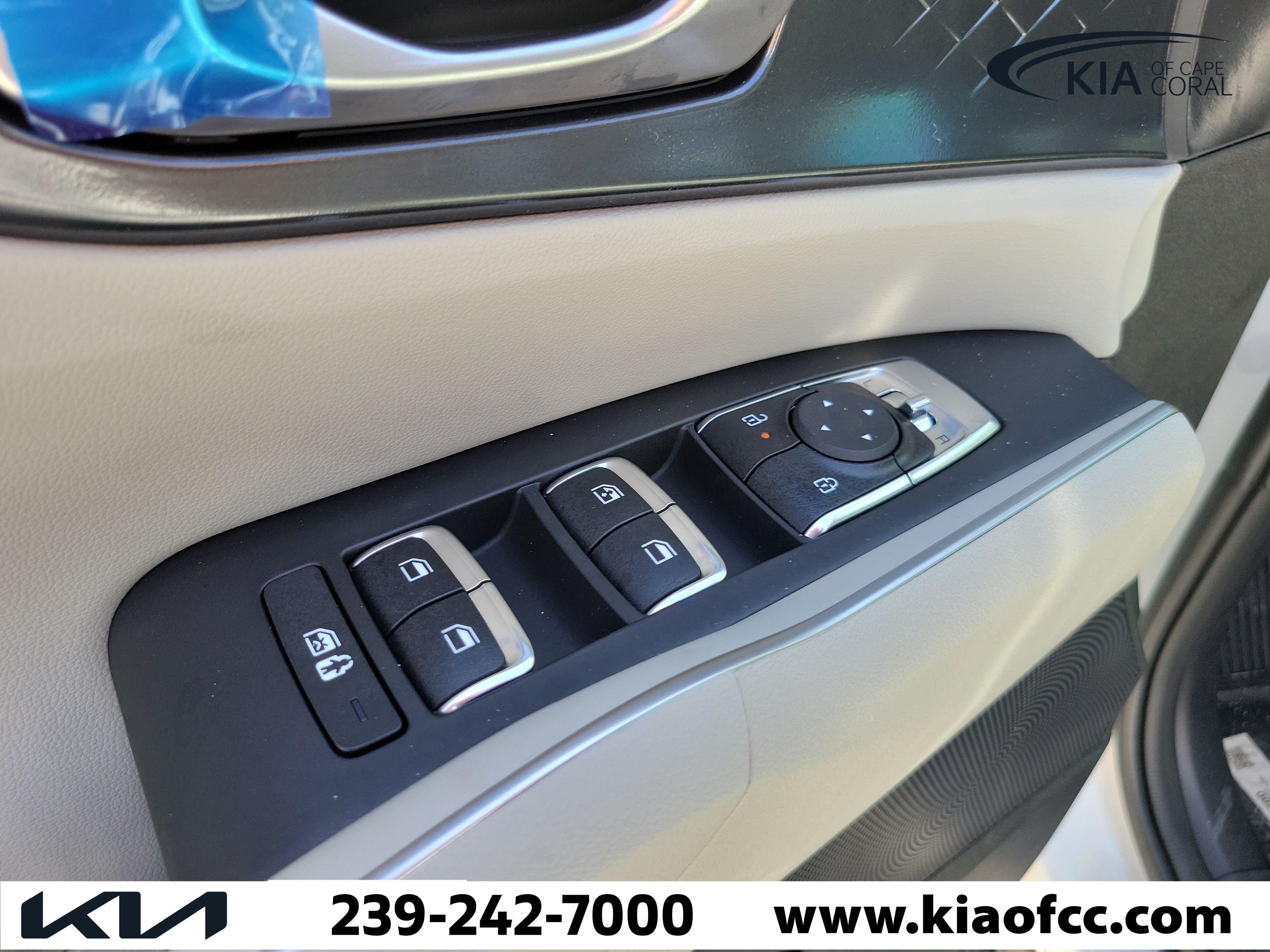 New 2026 Kia Sorento S w/ S Panoramic Sunroof Package FWD image 21