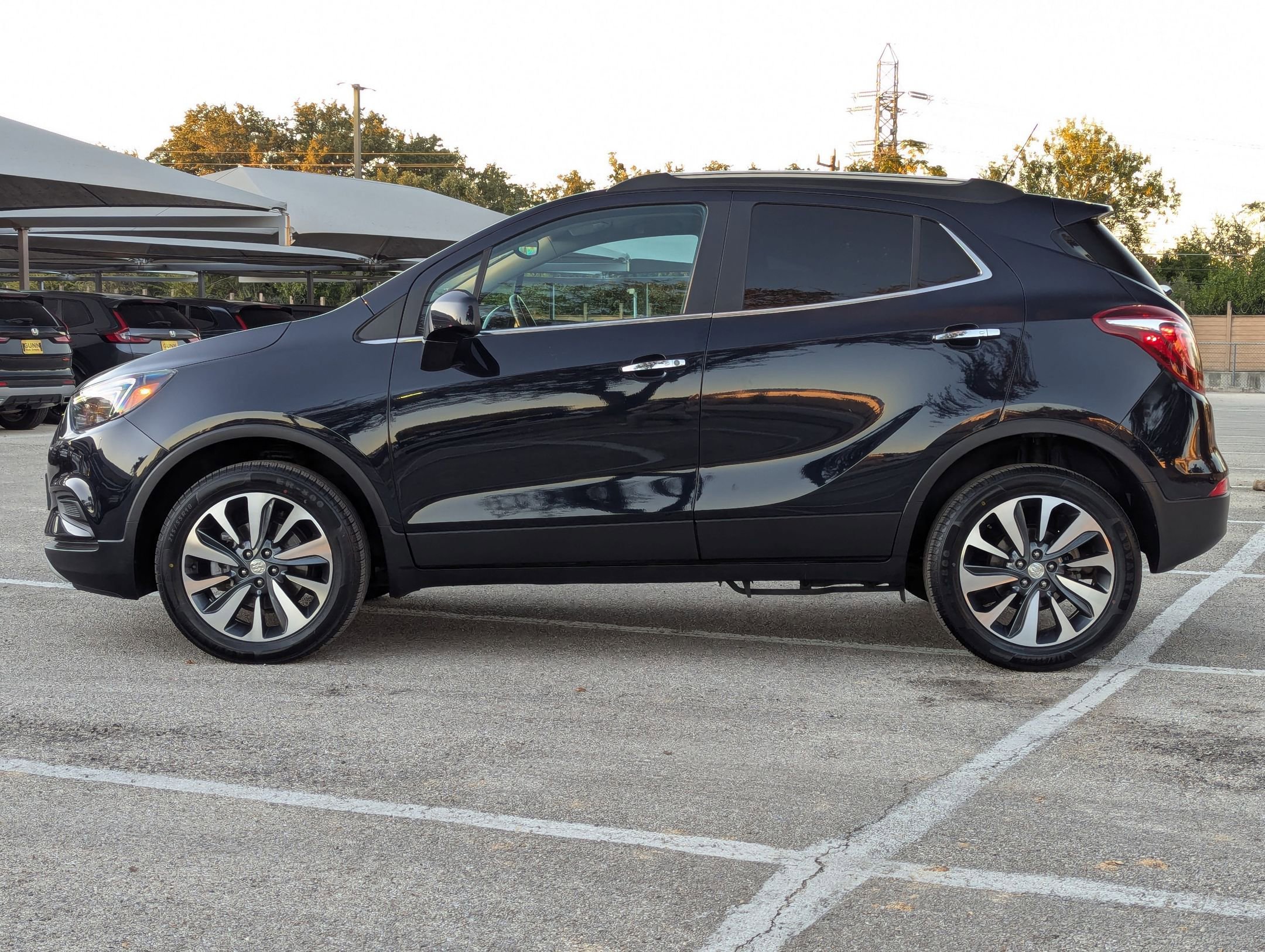 Used 2022 Buick Encore Preferred image 8