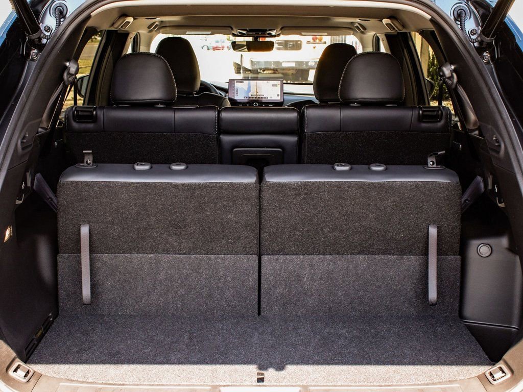 New 2025 Mitsubishi Outlander SE image 45