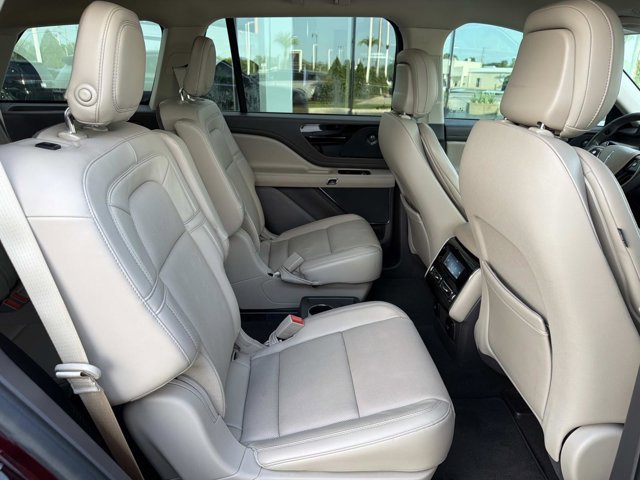 Used 2020 Lincoln Aviator Reserve w/ Elements Package Plus RWD image 23