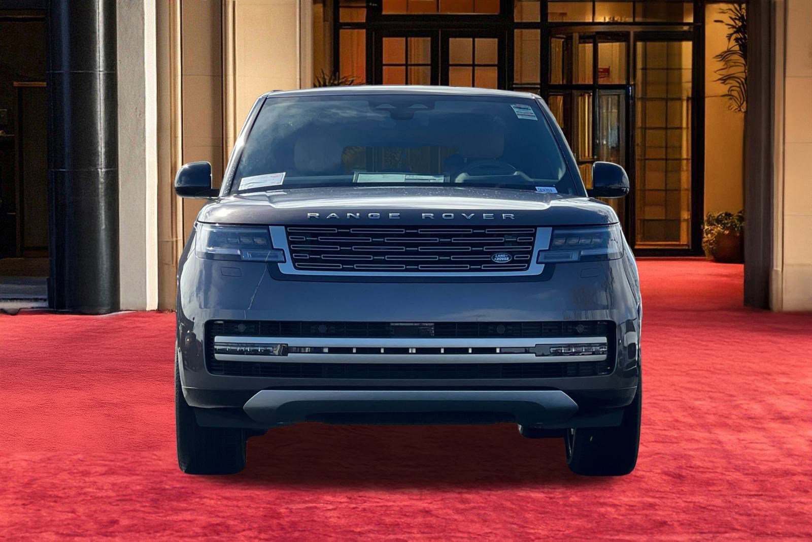 New 2026 Land Rover Range Rover Long Wheelbase SE image 7