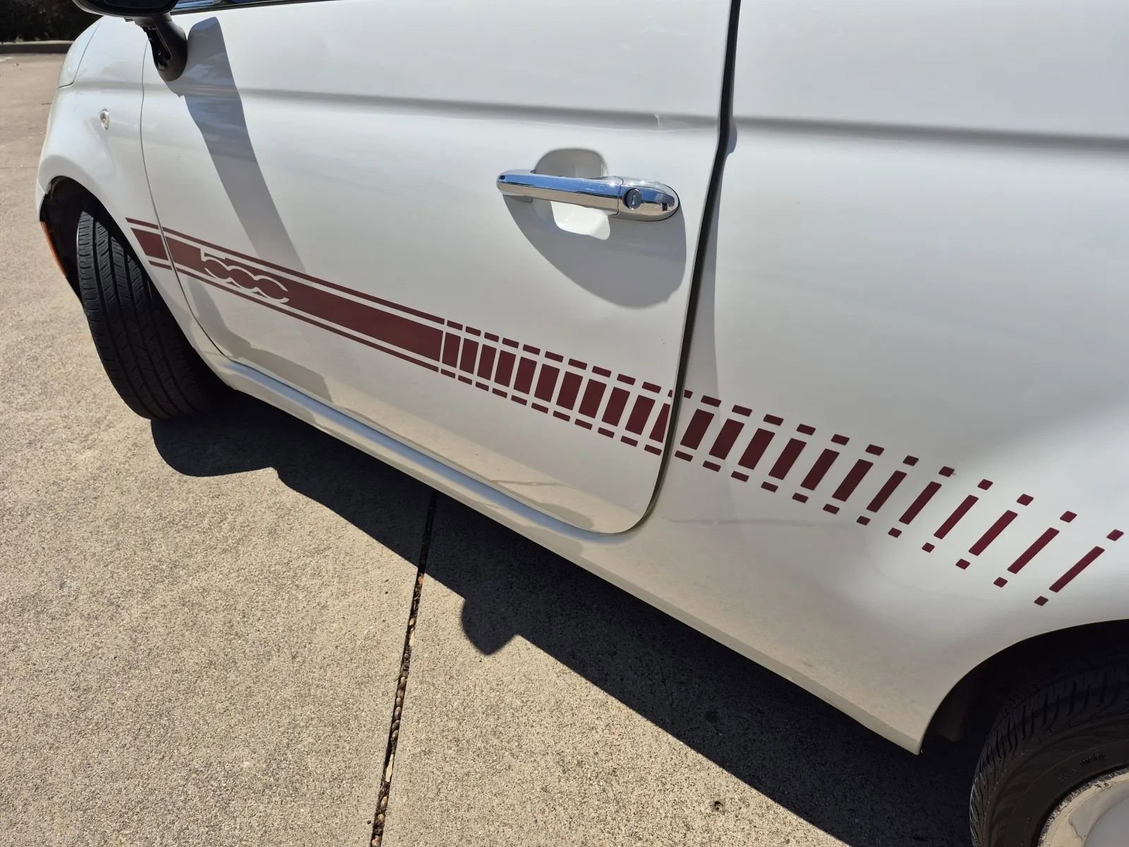 Used 2019 FIAT 500 Lounge FWD image 11