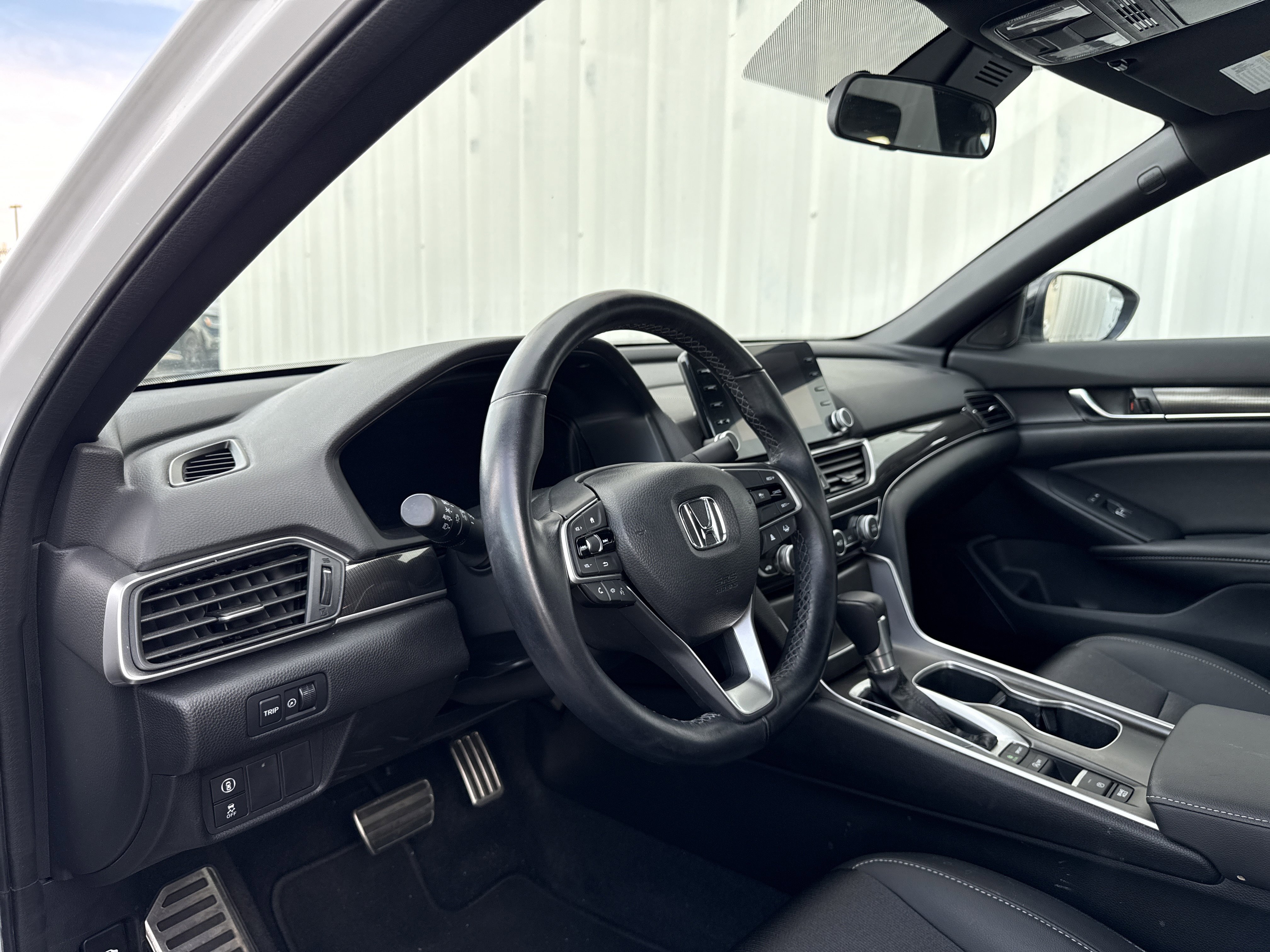 Used 2022 Honda Accord Sport image 12