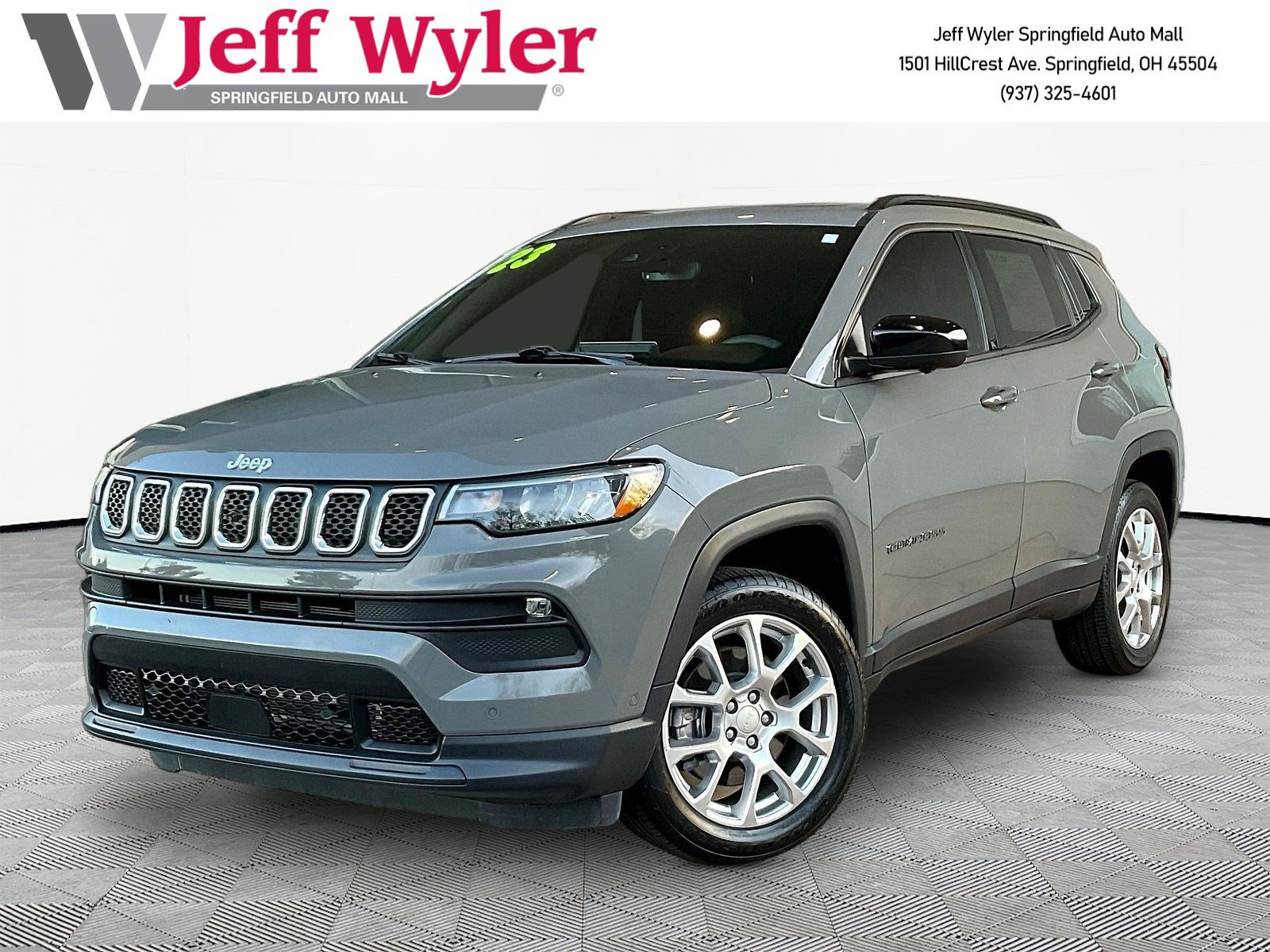 Used 2023 Jeep Compass Latitude w/ Sun and Sound Group