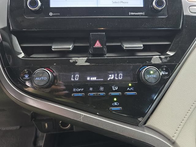 Used 2024 Toyota Camry LE w/ Convenience Package FWD image 21