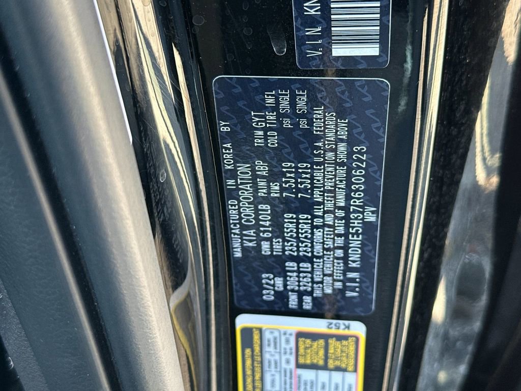 Used 2024 Kia Carnival SX Prestige FWD image 28